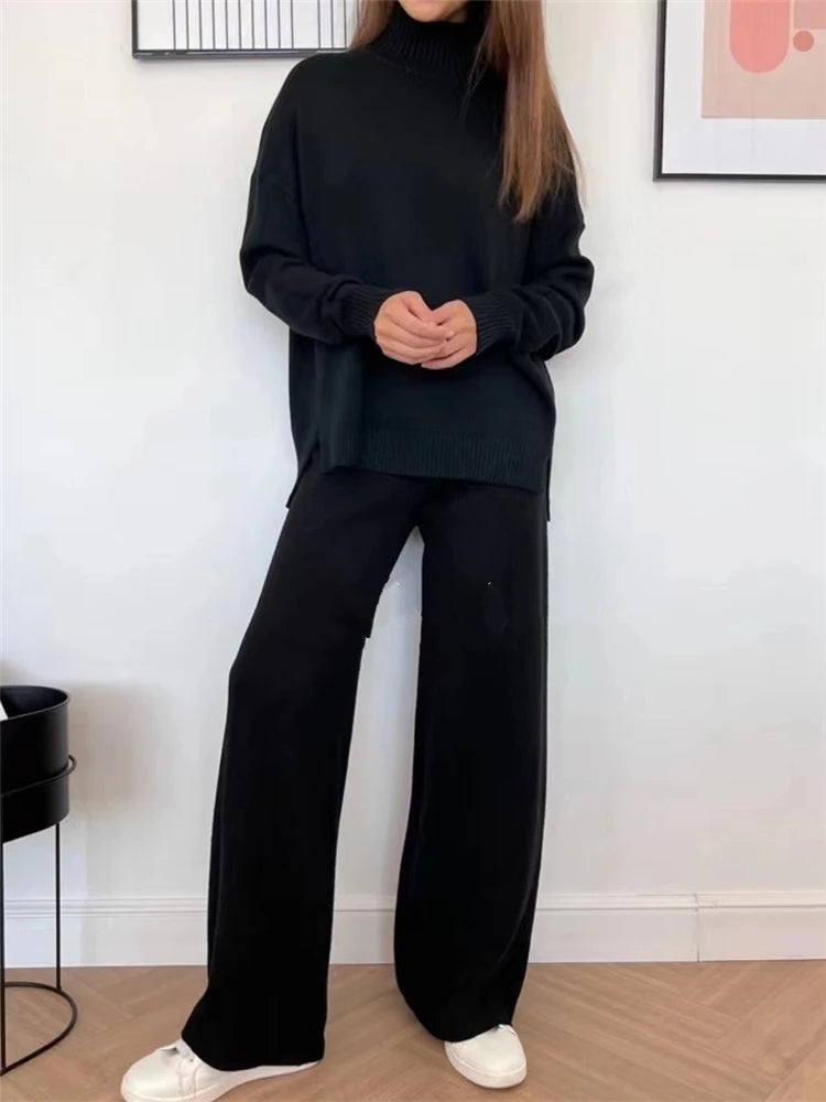 Elysia Turtleneck Ensemble